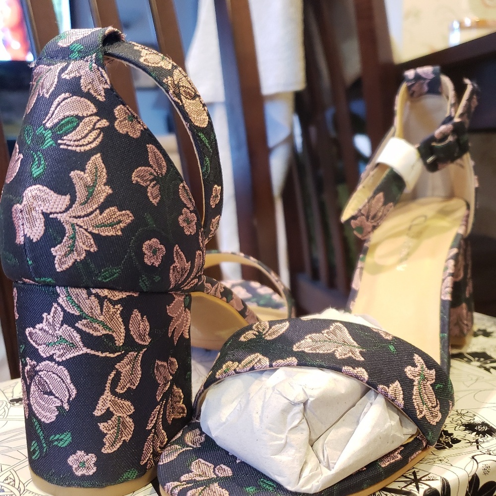 Strappy floral shoes